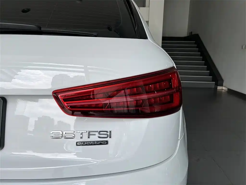 Audi Q3 2017 35 TFSI quattro AWD Style фото 12