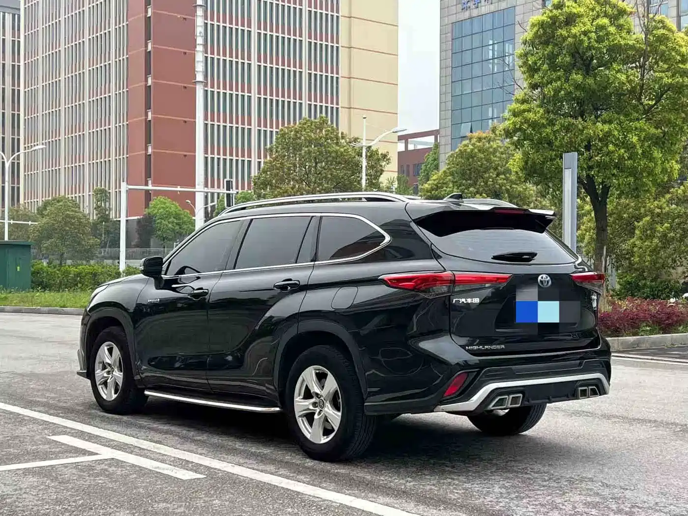 Toyota Highlander 2024 2.5L Smart Hybrid 2WD Elite 5-seater фото 3