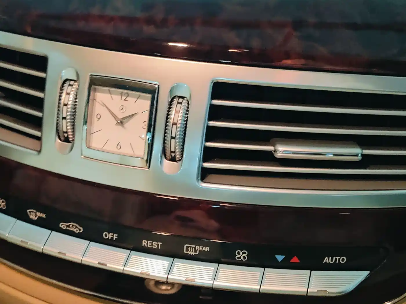 Mercedes-Benz S-Class 2010 S 350 L Luxury фото 11