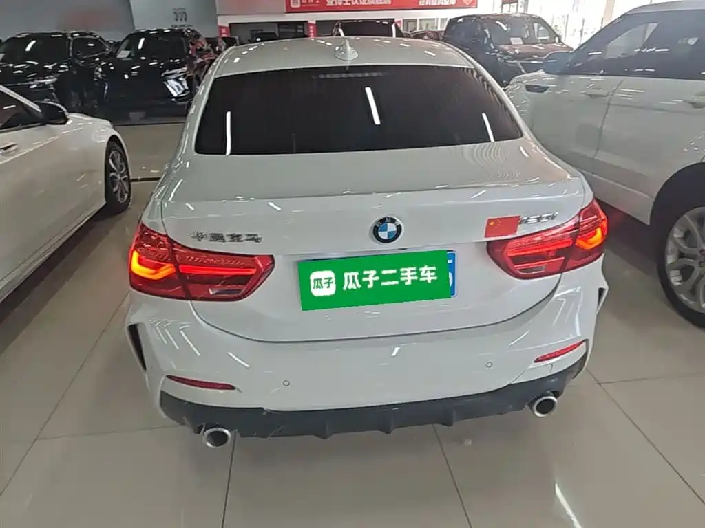 BMW 1-SERIES