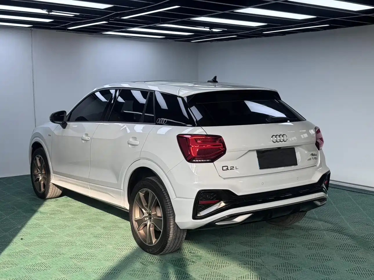 Audi Q2L 2022 35 TFSI Fashion Dynamic фото 4