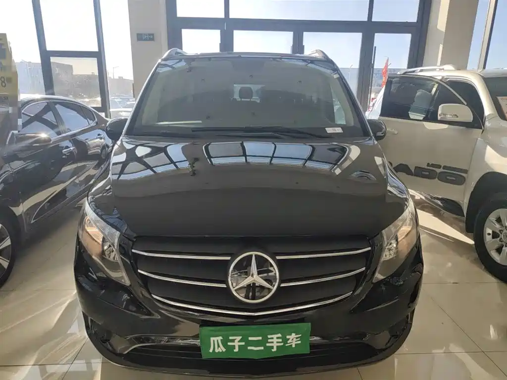 Mercedes-Benz Vito 2021 2.0T Elite 7-Seater фото 19