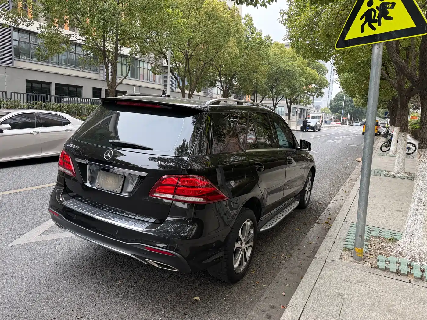 Mercedes-Benz GLE 2016 GLE 320 4MATIC Dynamic фото 8