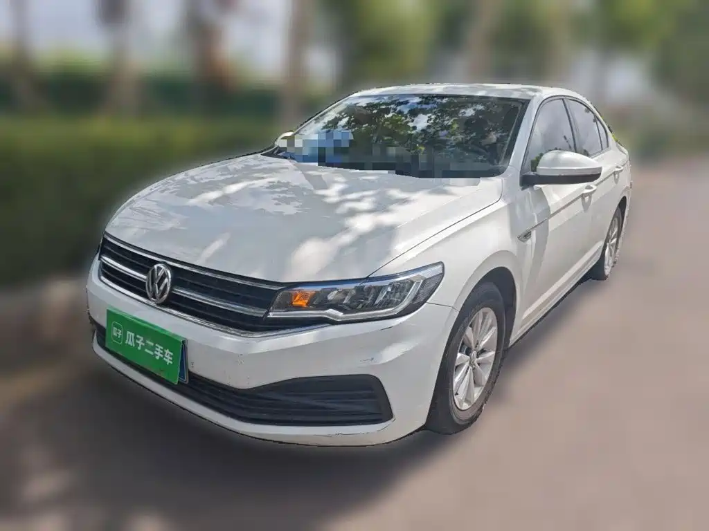 Фото 1 - Volkswagen Bora