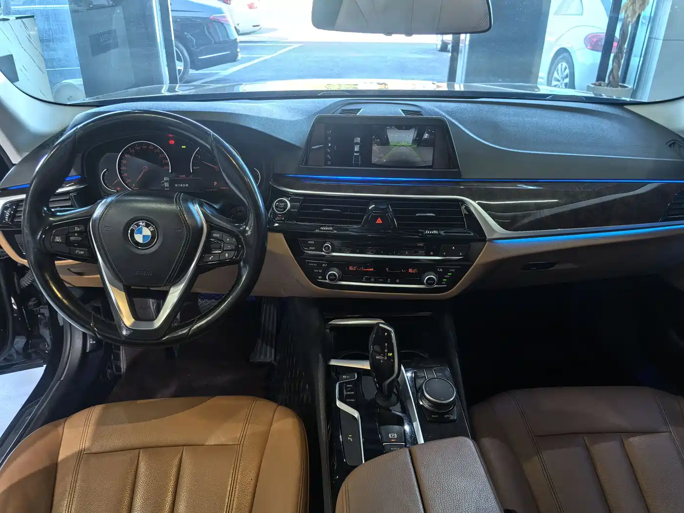BMW 5 Series 2018 528Li Launch Special Edition фото 9