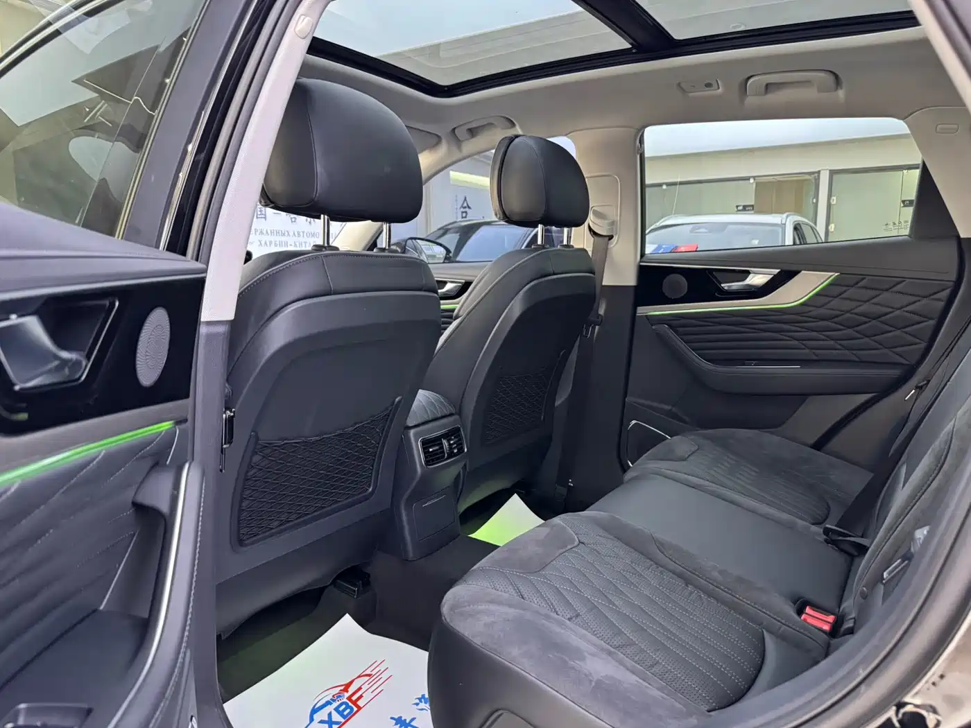 Hongqi HS5 2022 Facelift 2.0T Smart Flag Enjoyment AWD Edition фото 7