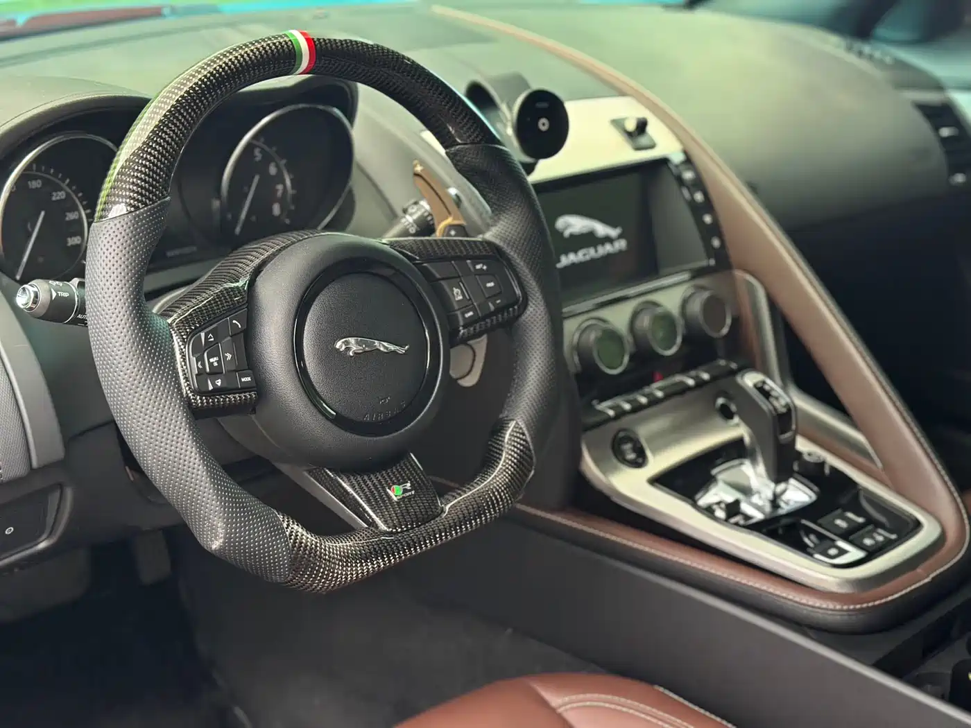 Jaguar F-TYPE 2016 3.0 SC Hardtop фото 5