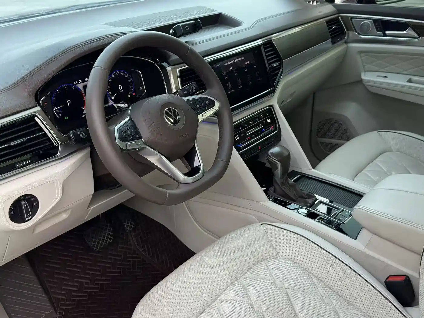 Volkswagen Viloran 2020 2020 380TSI Premium