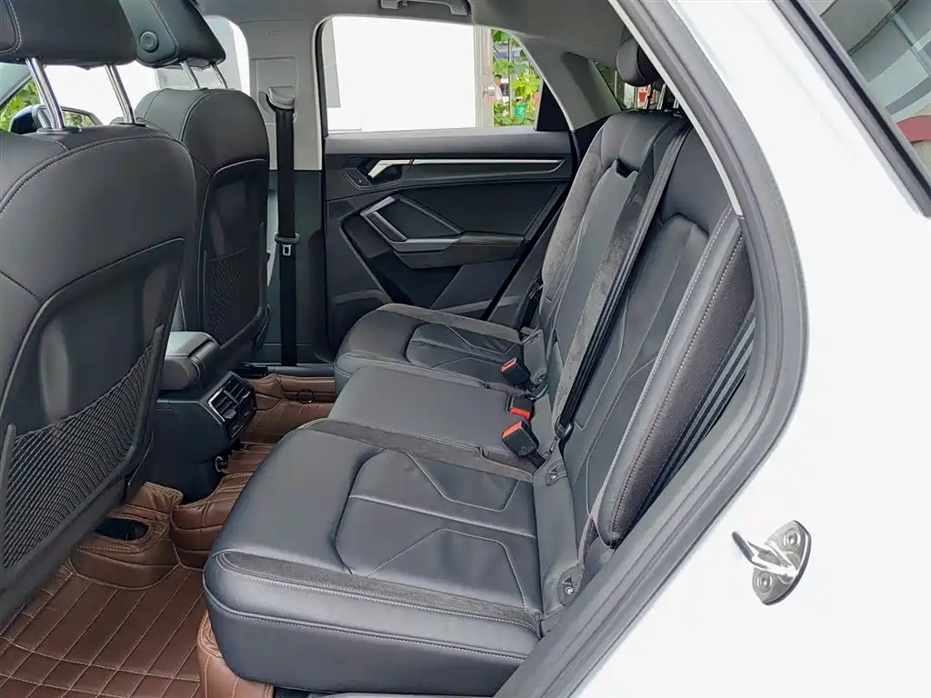 Audi Q3 Sportback 2022 40 TFSI Fashion фото 8
