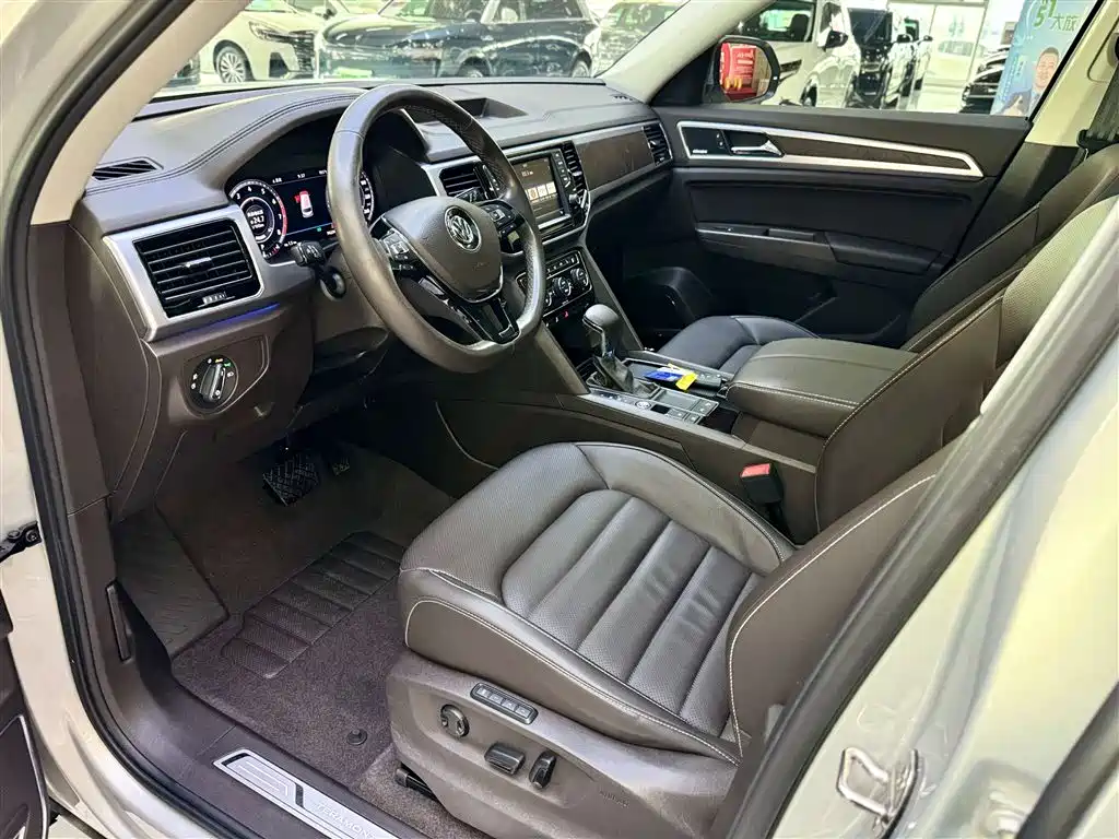 Volkswagen Teramont 2017 330TSI 2WD Flagship Edition фото 22