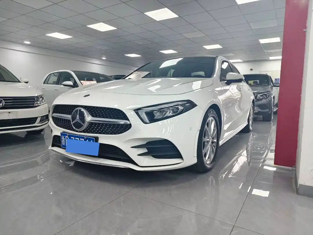 MERCEDES-BENZ A CLASS