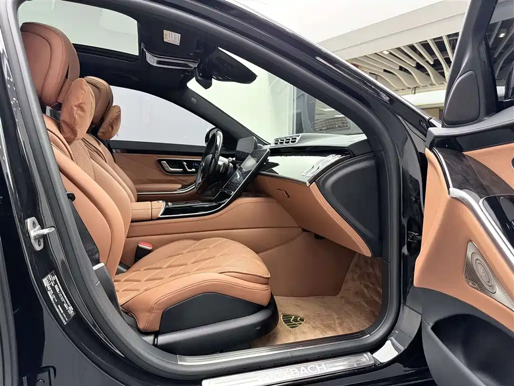 Mercedes-Benz Maybach S-Class 2025 Model S 480 4MATIC фото 40