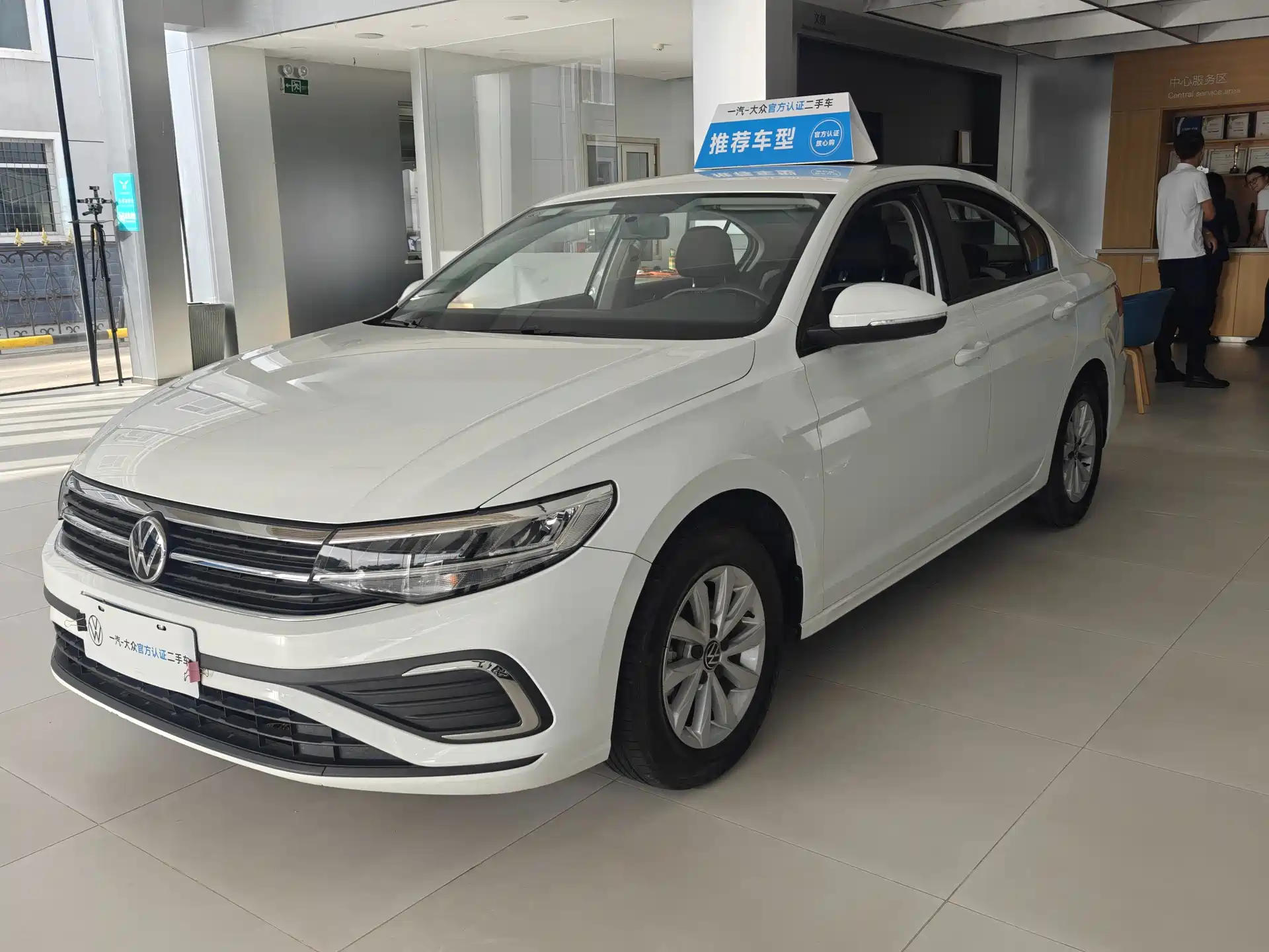 Фото 1 - Volkswagen Bora
