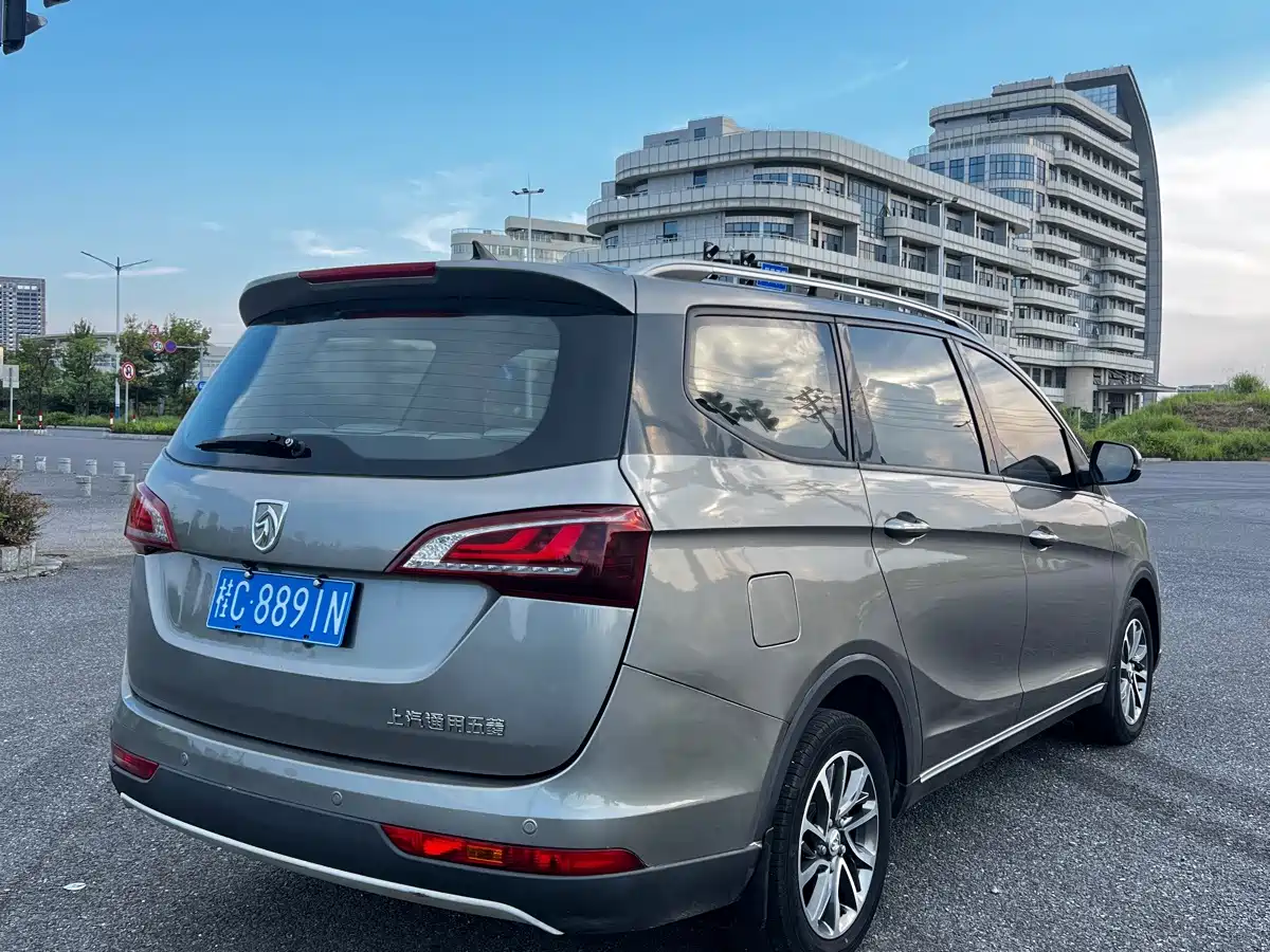 Фото 5 - Baojun 730