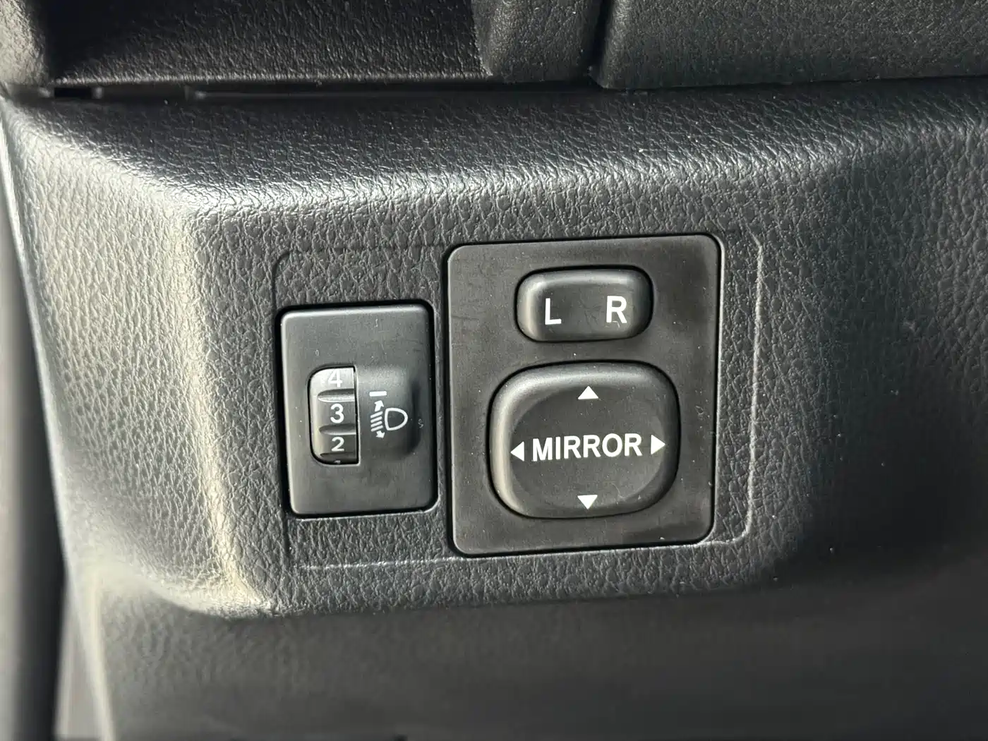 Toyota Vios 2017 1.5L CVT Pioneer фото 15