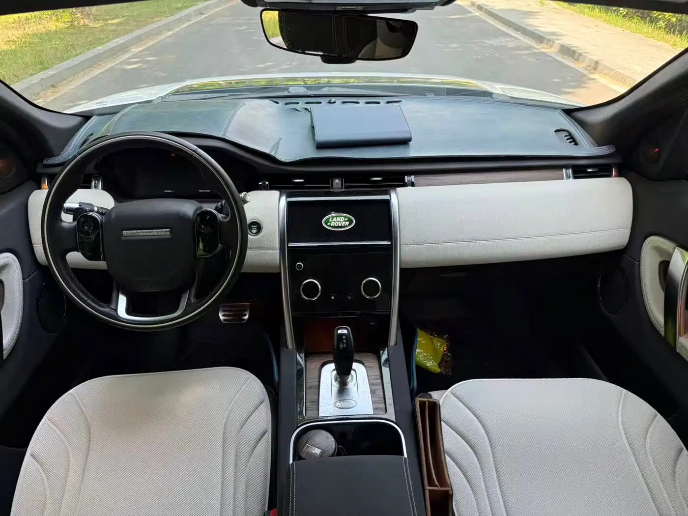 Land Rover Discovery Sport 2020 249PS R-Dynamic Performance фото 6