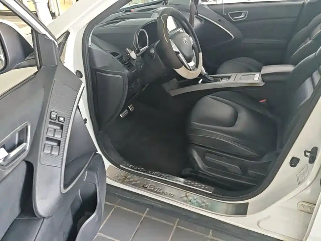 Luxgen U6 SUV 2014 2014 1.8T Fashion