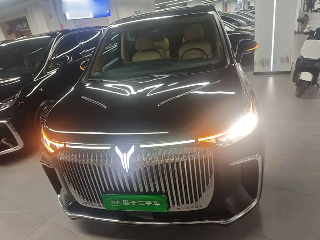 Voyah Dreamer 2026 2025 PHEV AWD Excellent Kunpeng Edition