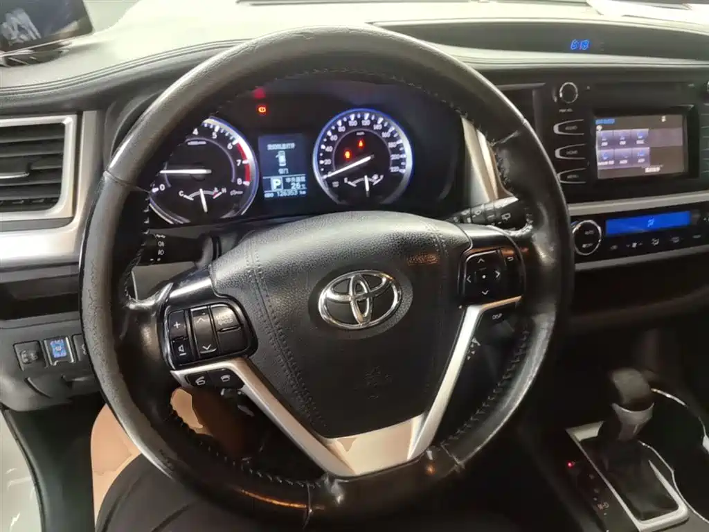 Toyota Highlander 2015 2.0T AWD Luxury Edition 7-seater фото 11