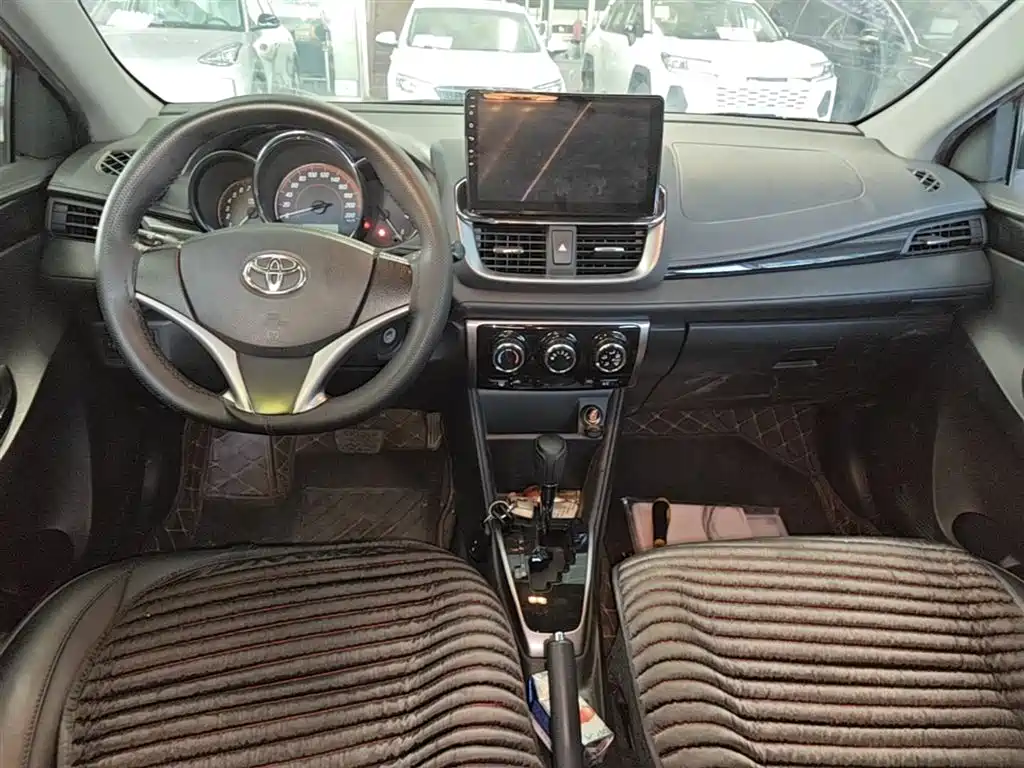 Toyota YARiS L Zhi Xuan 2020 Zhi Xuan X 1.5L CVT Luxury фото 10