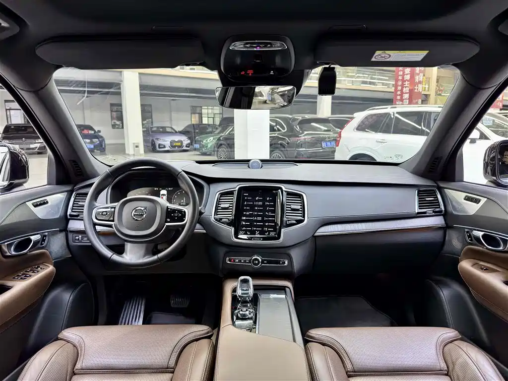 Volvo XC90 Plug-in Hybrid 2022 2022 E-Drive Hybrid T8 Smart Premium Luxury 7-Seater