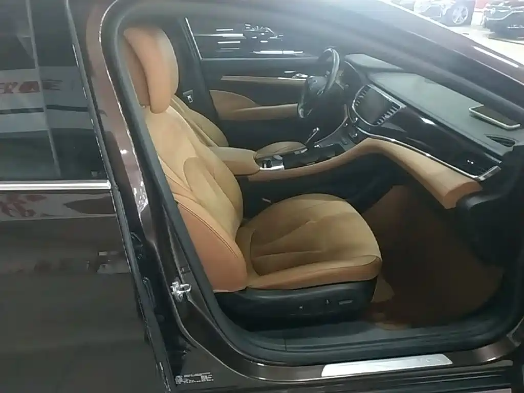 Buick LaCrosse 2016 Model 28T Luxury фото 25