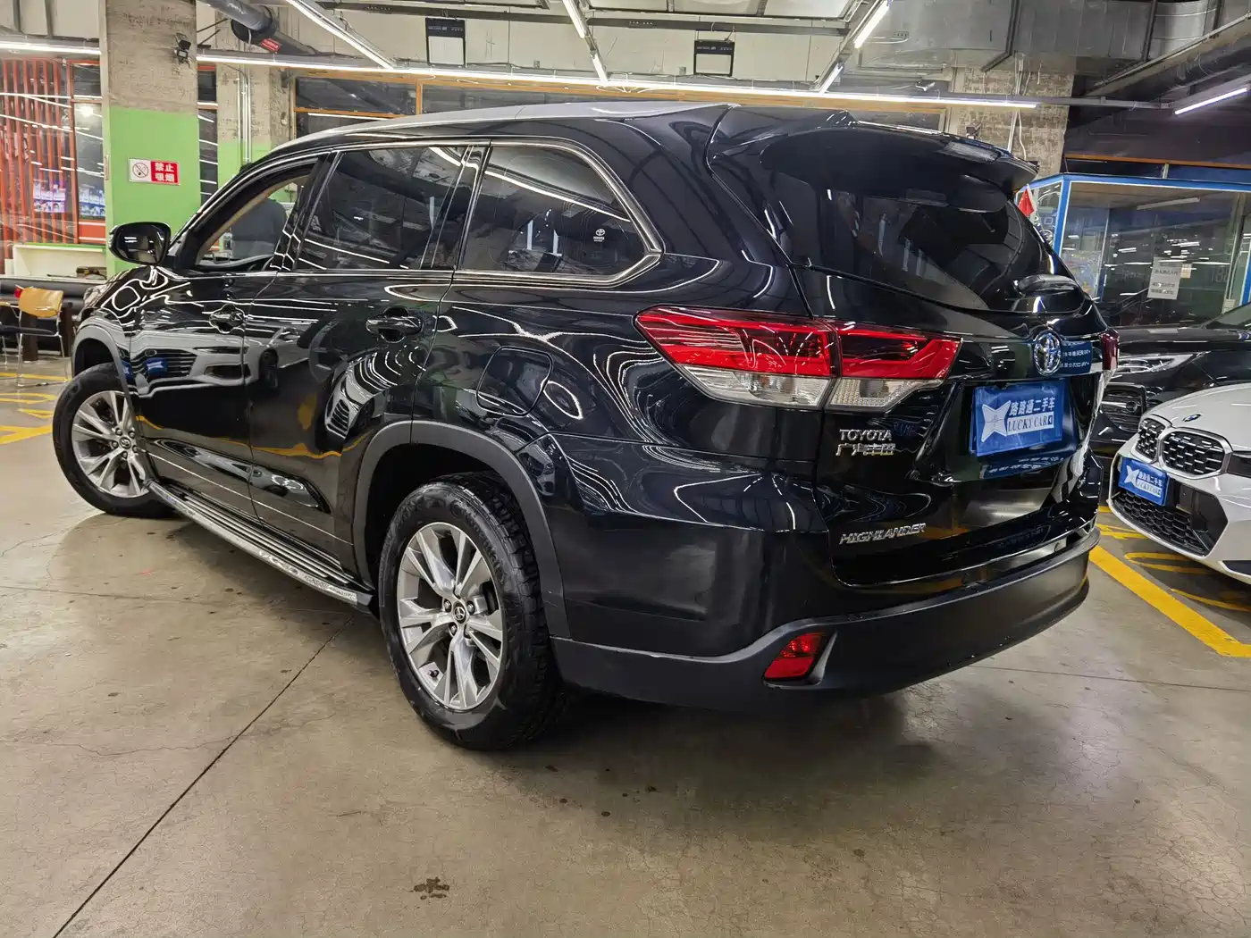 Toyota Highlander 2018 2.0T 4WD Elite 7-seater (China V) фото 6