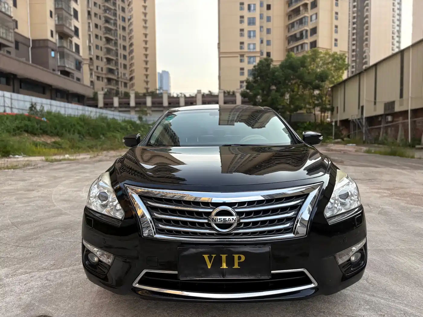 Photo 1 - Nissan Teana