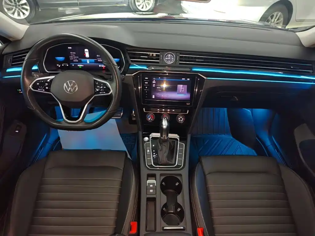 Volkswagen Magotan 2025 2023 2 Million Units Commemorative Edition 280TSI DSG Comfort
