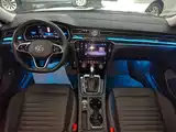 صورة 10 - Volkswagen Magotan