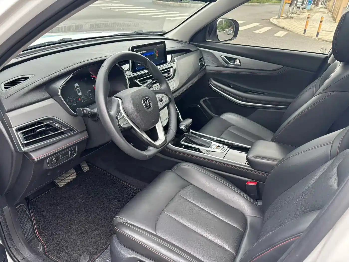 Changan CS75 2021 2021 Glory Million Edition 280T DCT Luxury