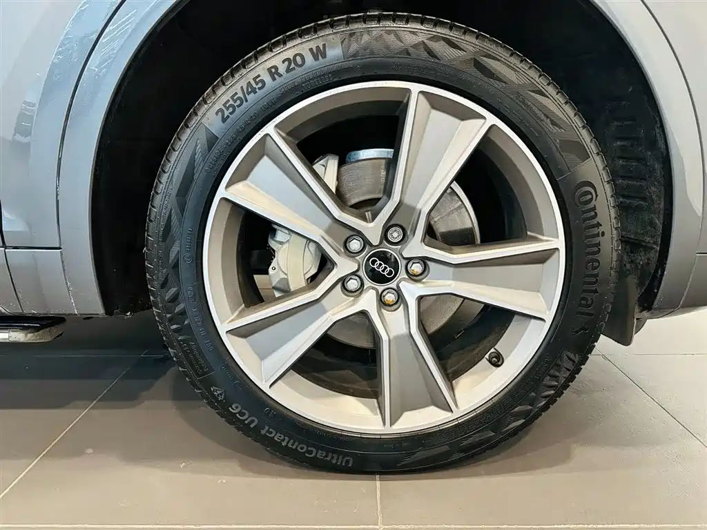 Audi Q5L 2021 40 TFSI Premium Life Edition фото 18
