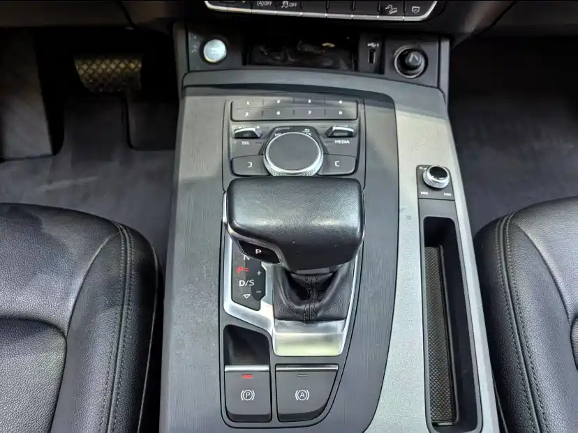 Audi Q5L 2018 40 TFSI Premium Progressive China VI фото 11