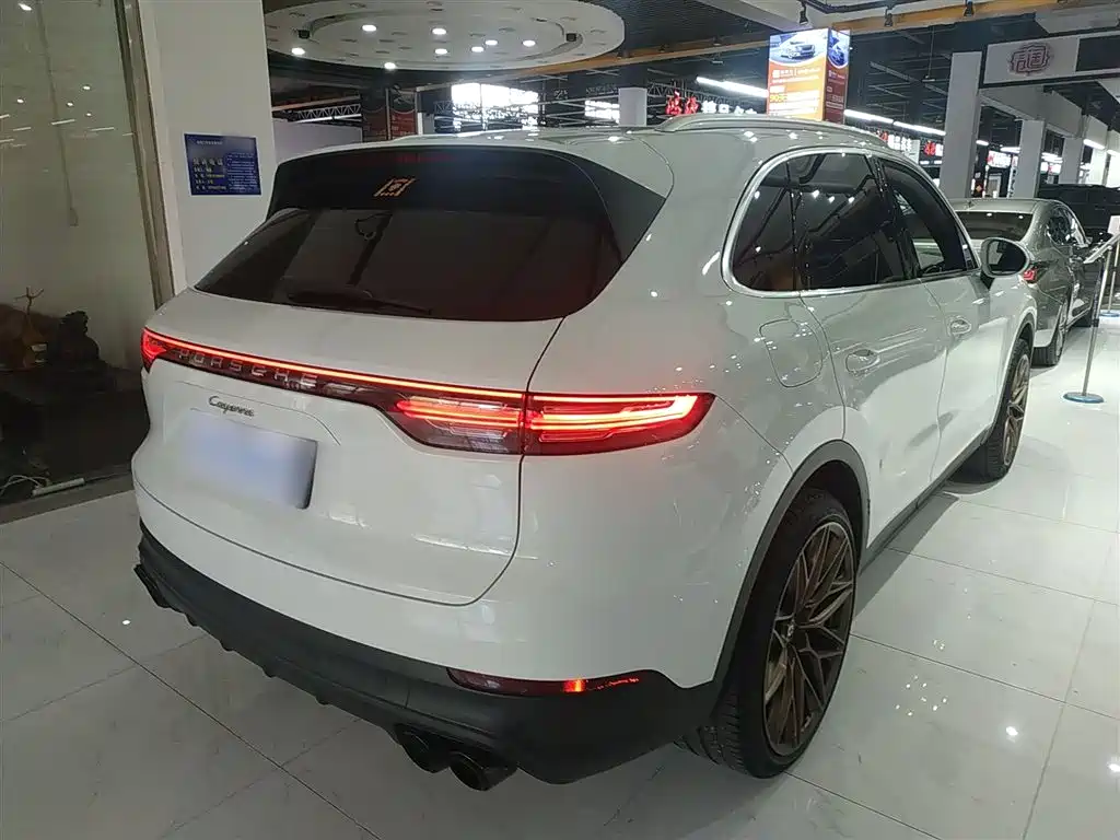 Porsche Cayenne 2018 Cayenne 3.0T фото 7