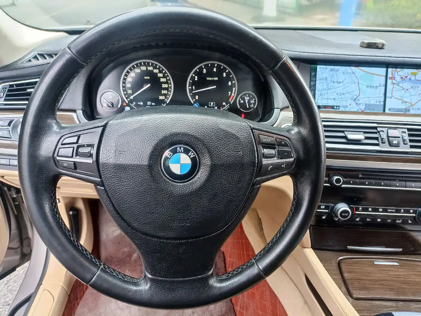 BMW 7 Series 2009 740Li Premium фото 26