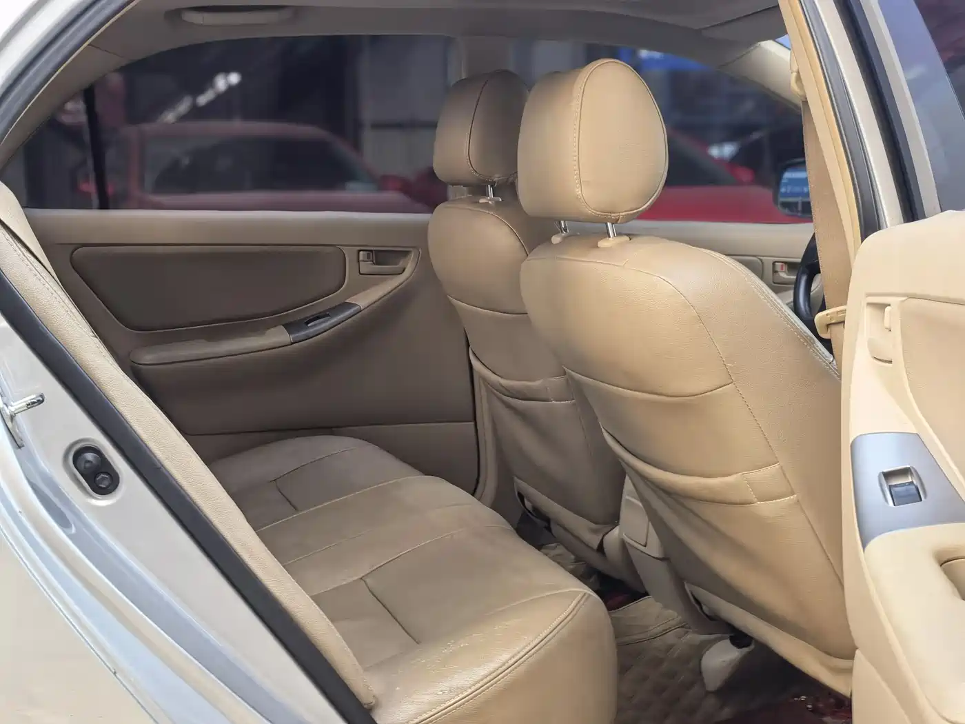 Toyota Corolla 2013 1.6L Automatic Excellence Edition фото 10