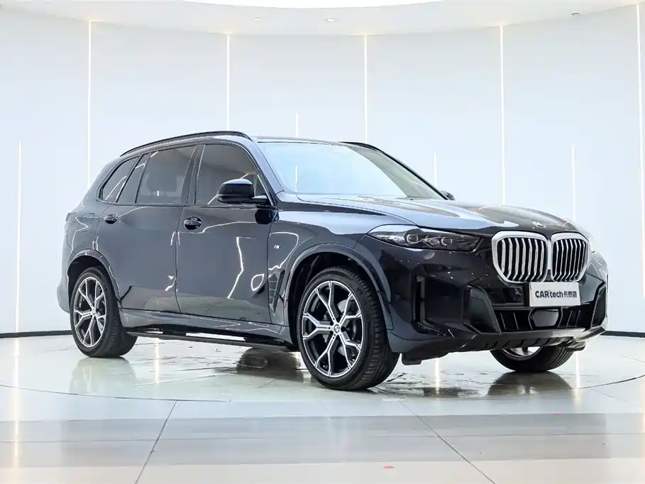 BMW X5 2023 xDrive 30Li Premium M Sport Black Night Package фото 3