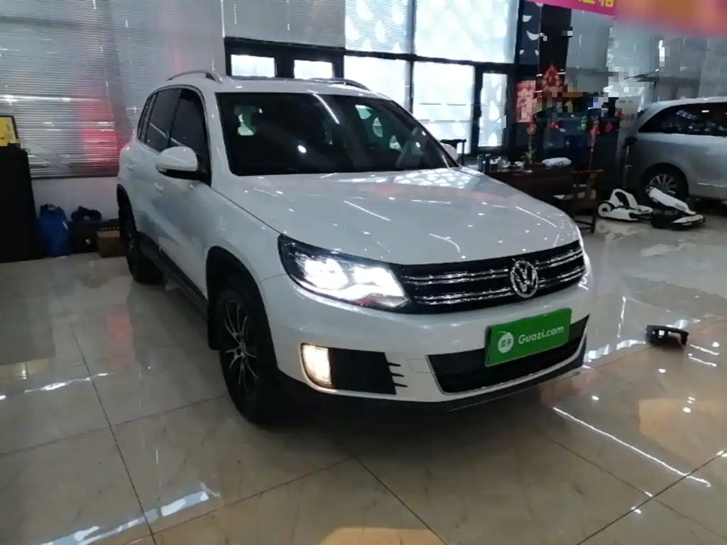 Volkswagen Tiguan 2015 1.8TSI Automatic 2WD Highline фото 4
