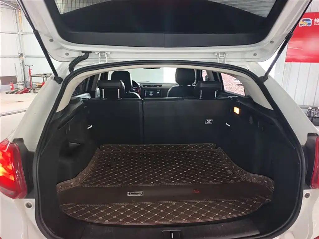 Qoros 5 2020 2019 1.6T Automatic Zhiyun Internet (AliOS) Premium Edition