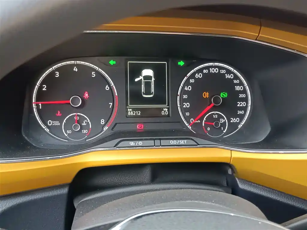 Volkswagen T-Cross 2019 1.5L Automatic Comfort Edition фото 4
