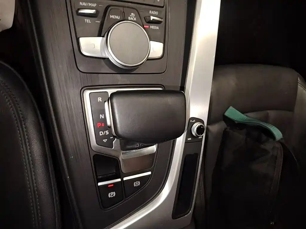 Audi A4L 2019 40 TFSI Fashion (China V) фото 14