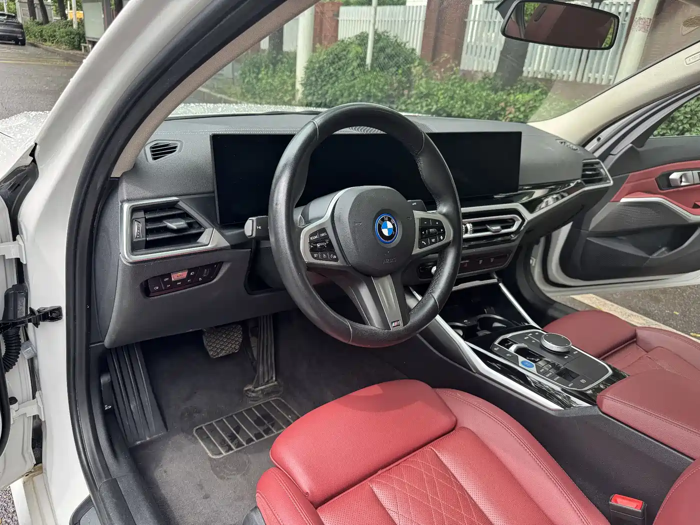 BMW i3 2024 eDrive 35 L фото 6