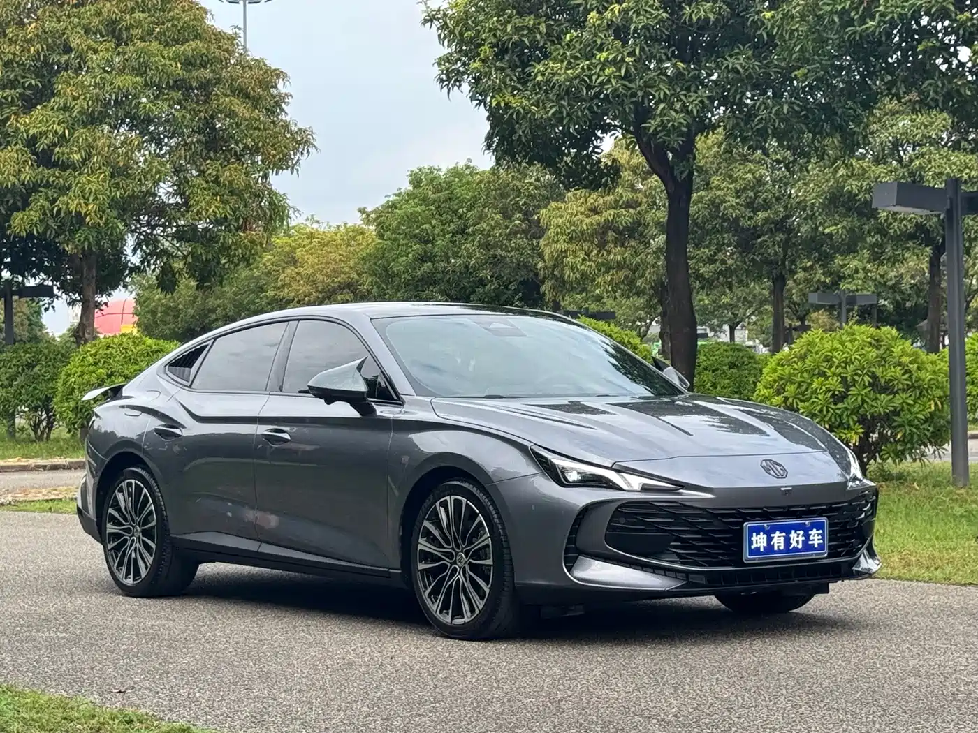 MG MG7 2025 2025 1.5T 300 DCT Elegance Edition