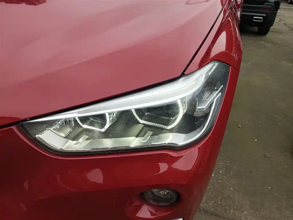 BMW X1 2018 sDrive18Li Premium Model фото 18