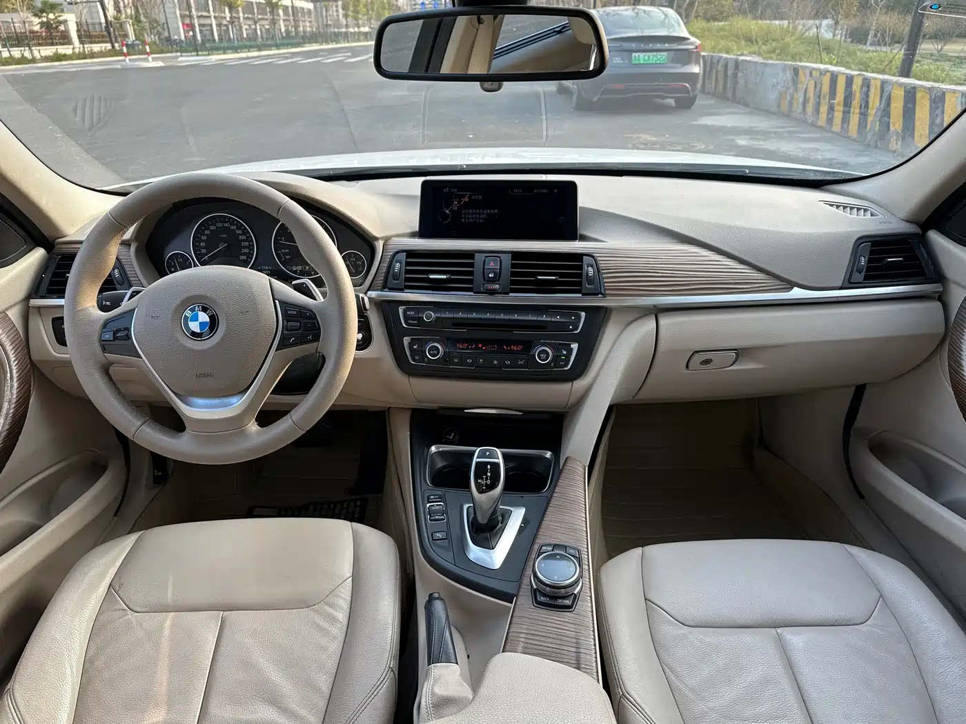 BMW 3 Series 2014 320Li Style Design Package фото 8