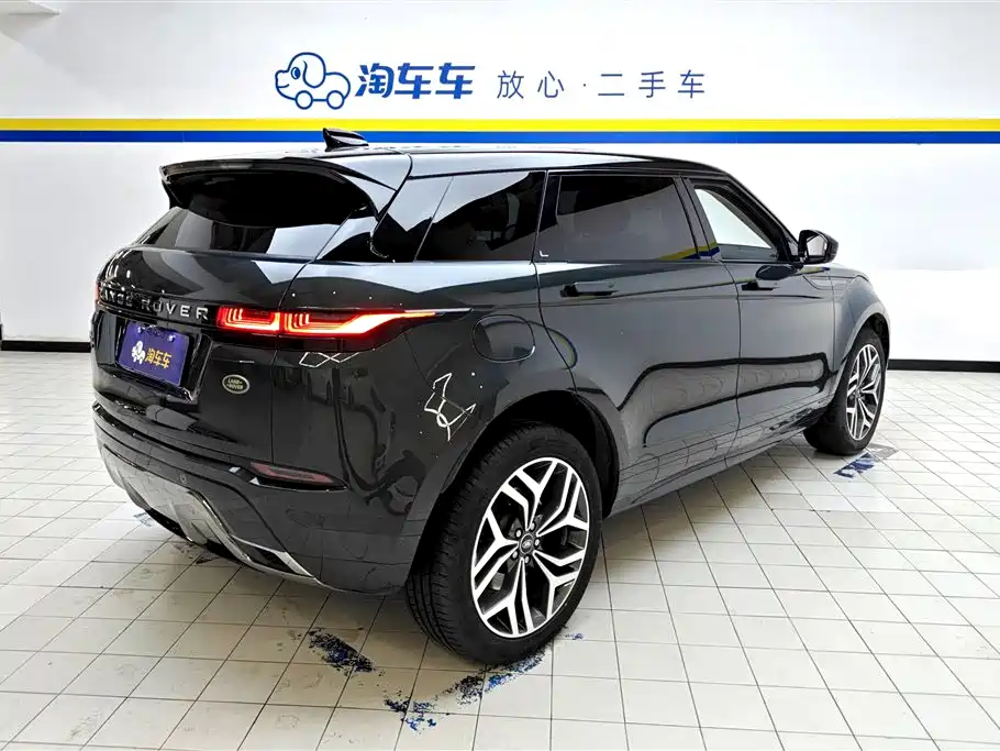 Land Rover Range Rover Evoque 2021 Range Rover Evoque L 249PS R-Dynamic First Edition Launch Edition фото 3