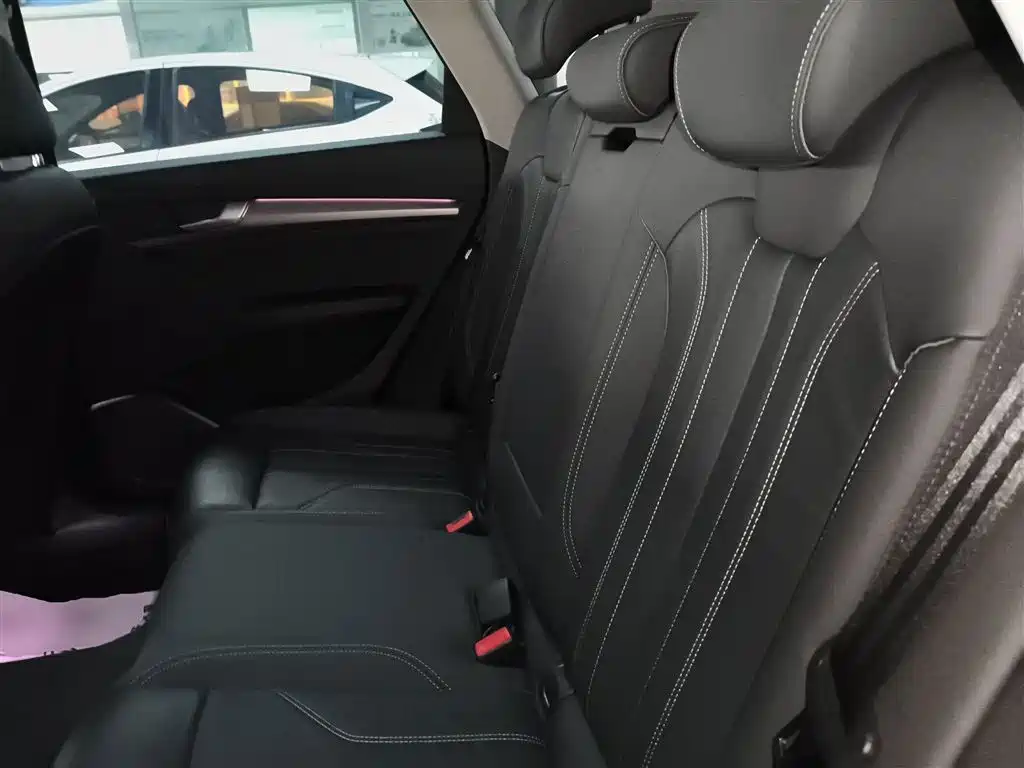 Audi Q5L 2022 40T Luxury Dynamic фото 17