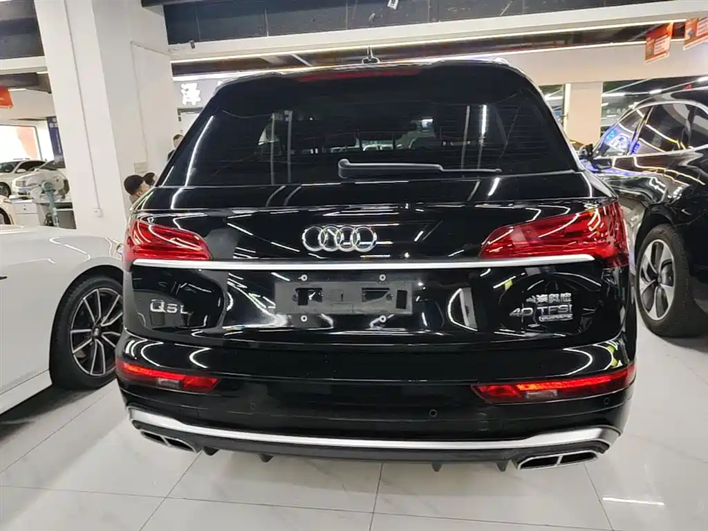 Audi Q5L 2022 Facelift 40T Luxury Dynamic фото 6