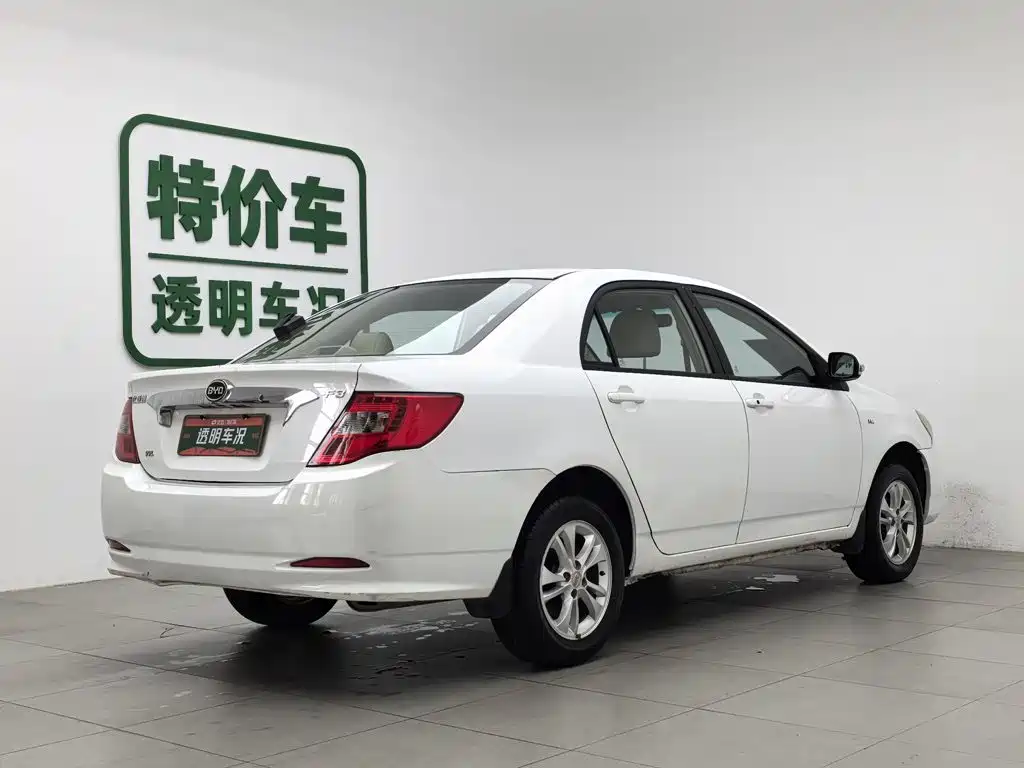 Фото 2 - BYD F3