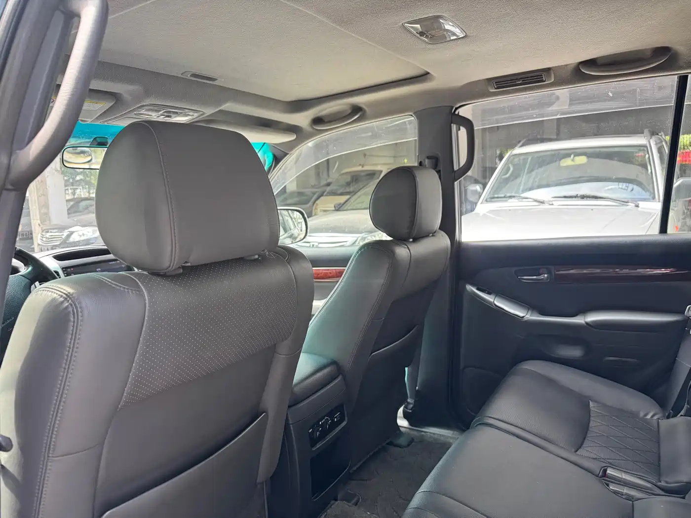 Toyota Prado 2005 Model 4.0L Automatic GX Luxury Edition фото 7